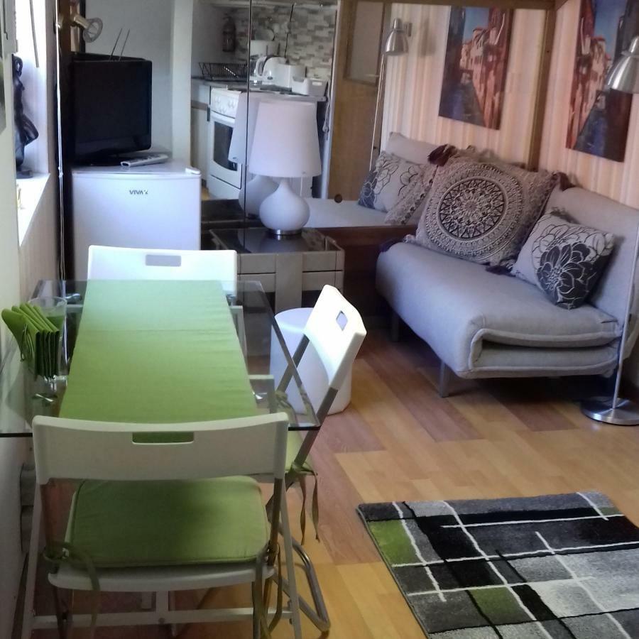 Apartment " Studio Green " Free Parking, Self Check-In Zagreb Eksteriør billede